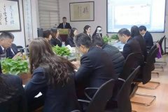 做好充分准备，，，，，，，迎接年终总结大会召开！