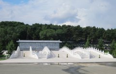 一面墙，，，，，，，一道景：九龙照壁浮雕景墙的诗画之美